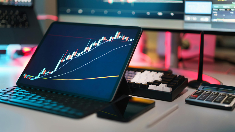 Ediney Jara de Oliveira explica como a economia do tempo transformou a conveniência no principal fator de decisão para o consumidor moderno.